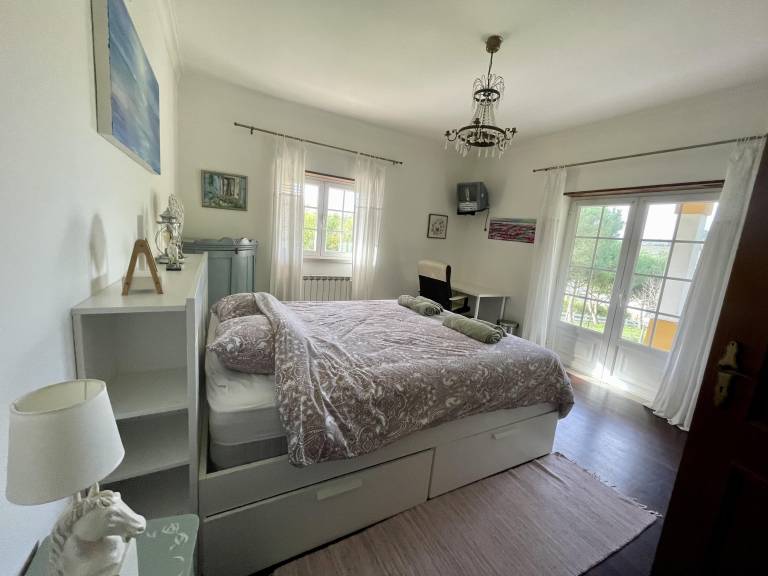 Farmhouse Sleeps 8 with Pool & Horses — photo 5