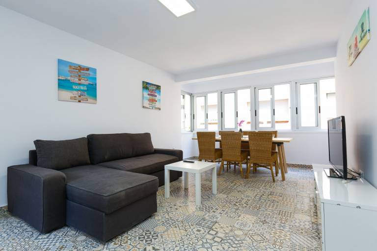 Rental apartment with 4 rooms for 10 persons in Cambrils