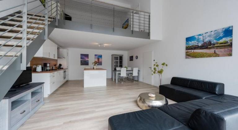 Serviced apartment with garden & terrace — photo 4