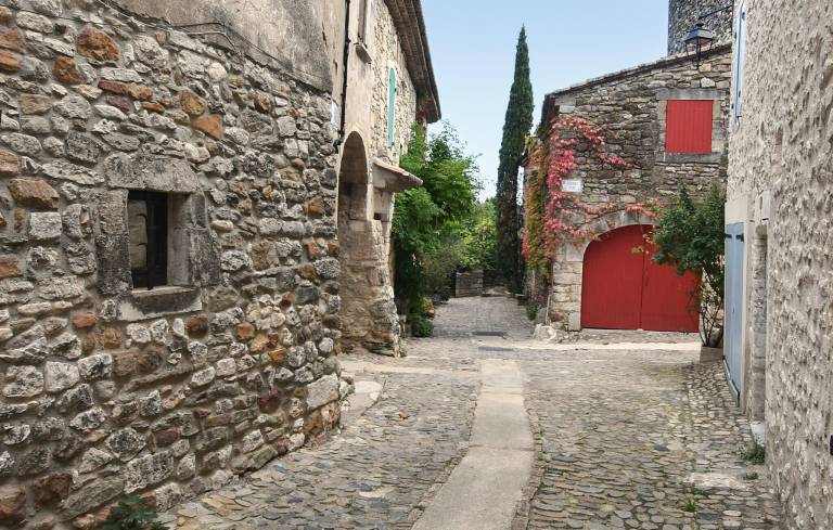 Maison de vacances  Saint-Julien-de-Peyrolas