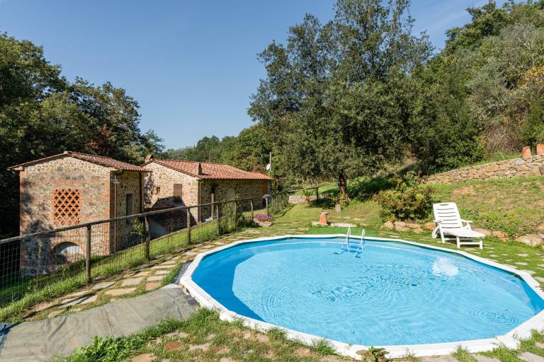 Holiday Home "Mulino di Beboli" with Pool & Garden in Lamporecchio