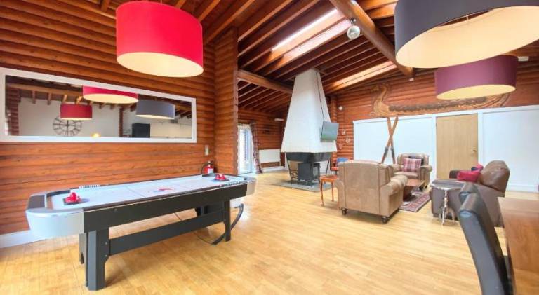 Kaoglen-GrandSuite-Hot Tub-Pitlochry-Dunkeld-Pet Friendly in Perth