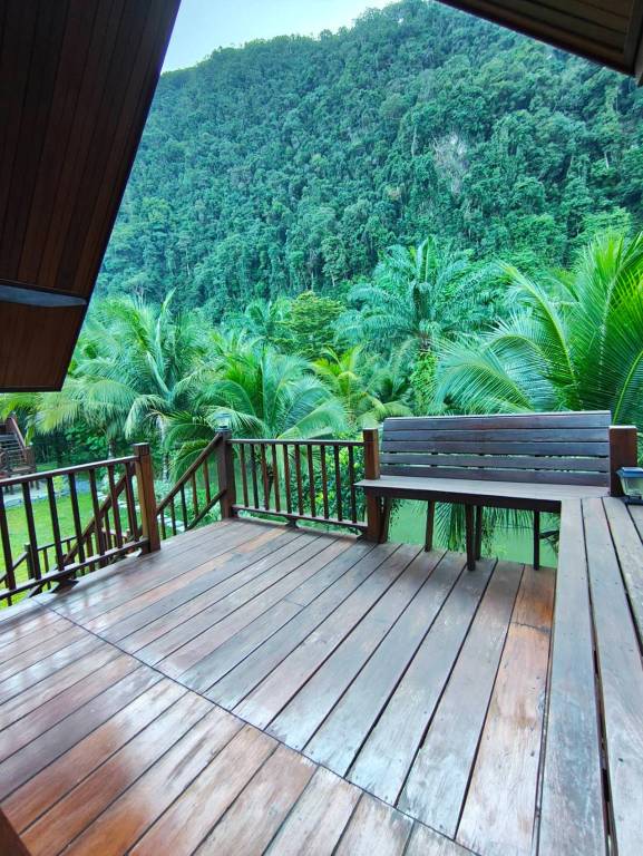 Vacation home with garden — photo 2