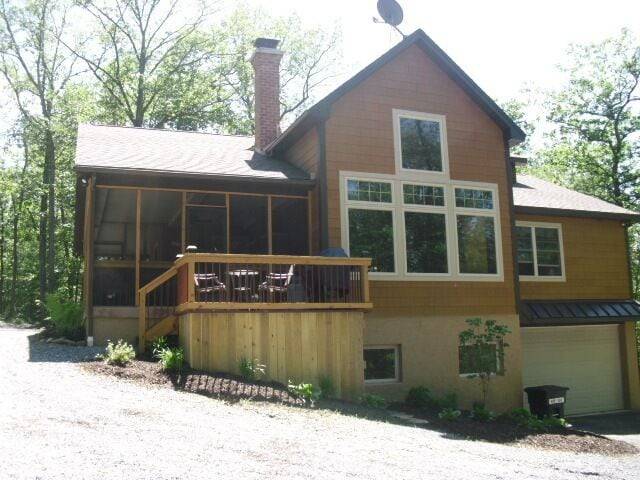 Lodge James Creek