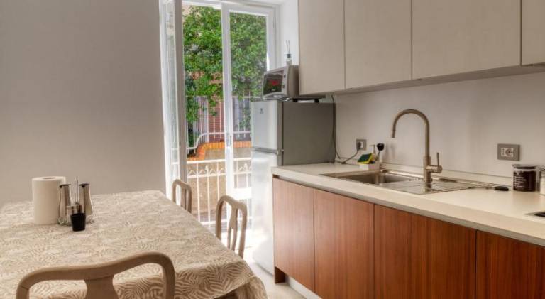 Rental apartment with 2 rooms for 7 persons — photo 3