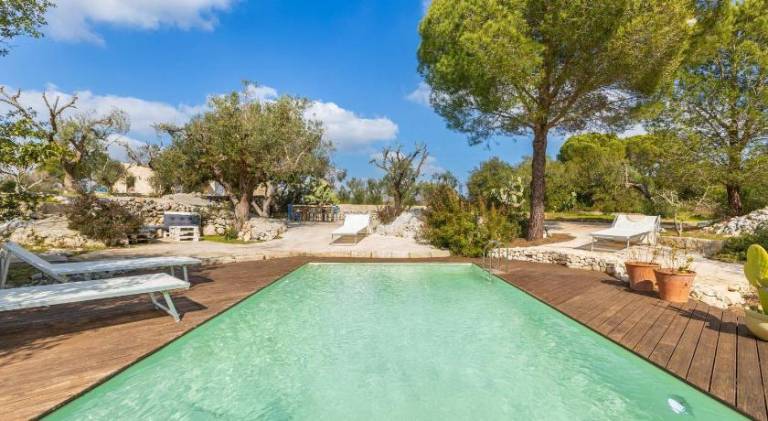 Villa with pool in Salve