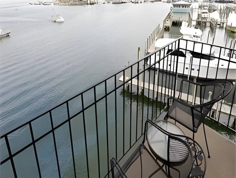 Annapolis Waterfront Hotel, Autograph Collection — photo 5
