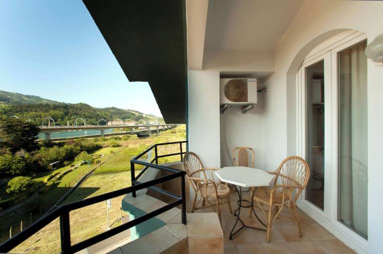Casa Aia