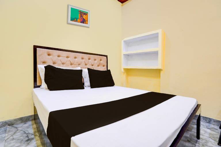 Hotel O The Rainbow Residency in Varanasi