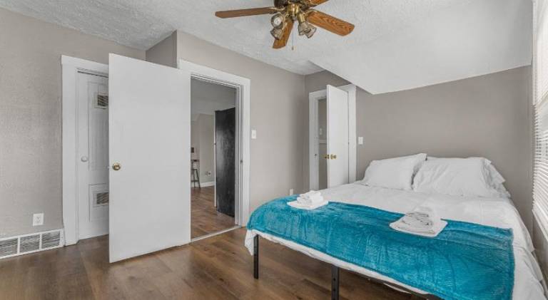 Beautiful apartment | Pets allowed in Cleveland, OH
