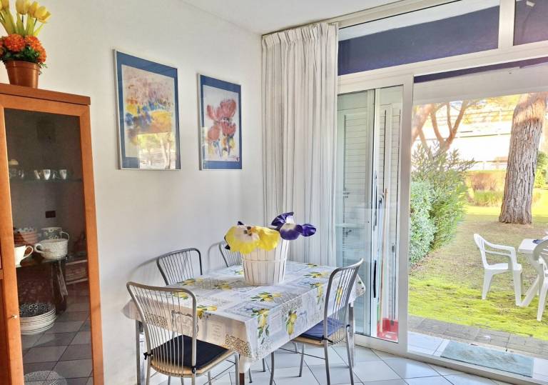 Rental apartment with garden, patio & heated pool | Dogs allowed — photo 2