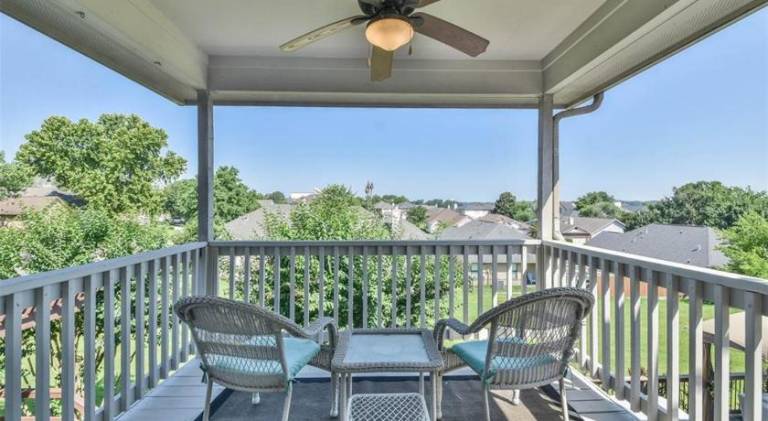 Vacation home with hot tub & pool | Pet-friendly — photo 3