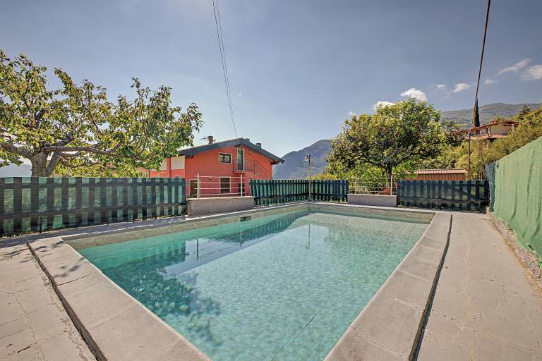 Ferienhaus mit Hund in Aer, Gardasee fuer max. 4 Personen