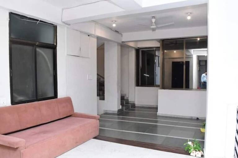 White Pearl Jabalpur