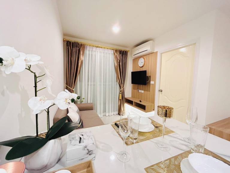 Holiday apartment with pool — photo 2