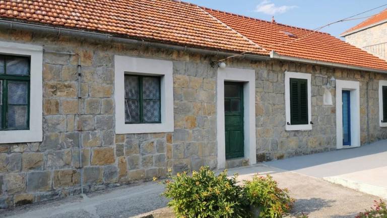 Ferienhaus f&uuml;r 7 Personen 55 m&sup2; in Kostanje