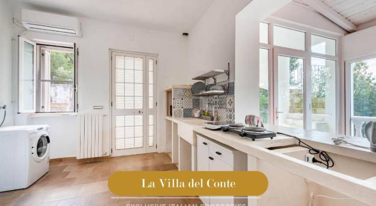 Villa with jacuzzi, garden & terrace | Pets are welcome — photo 5