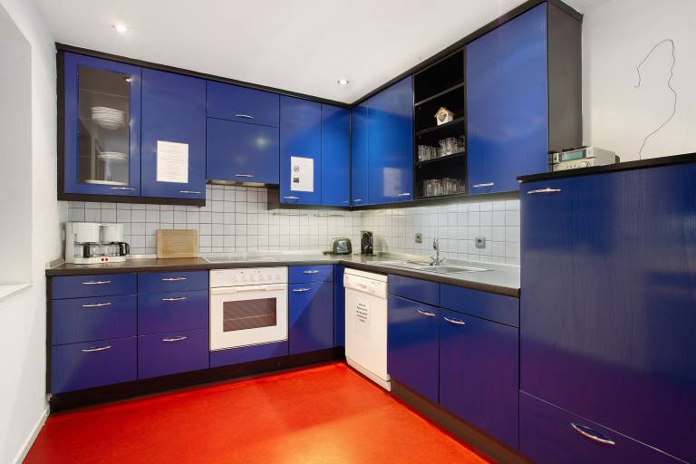 House | City view — photo 5