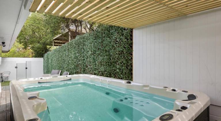 240 m&sup2; Ferienhaus