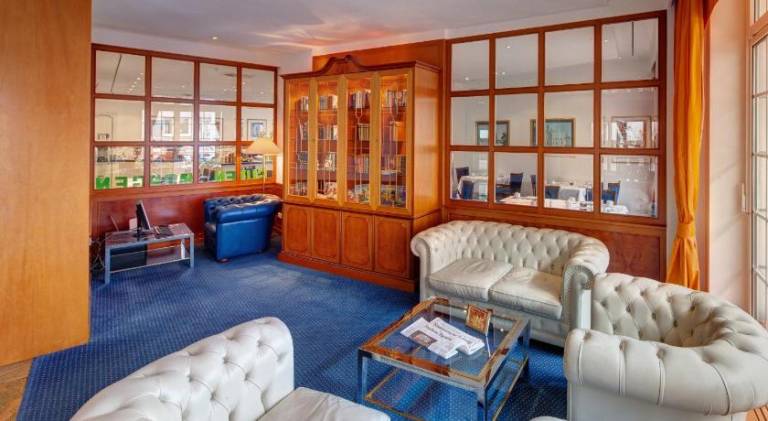 Alexander Am Zoo Hotel — photo 4