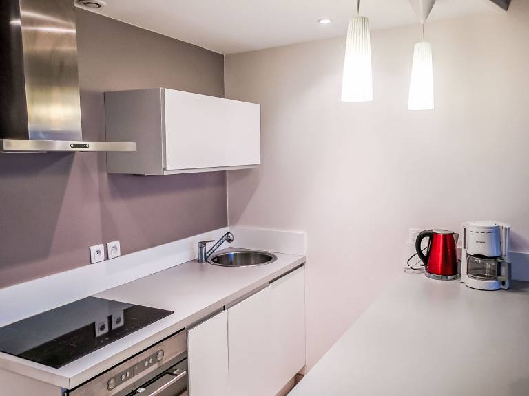 Apartment with terrace — photo 3