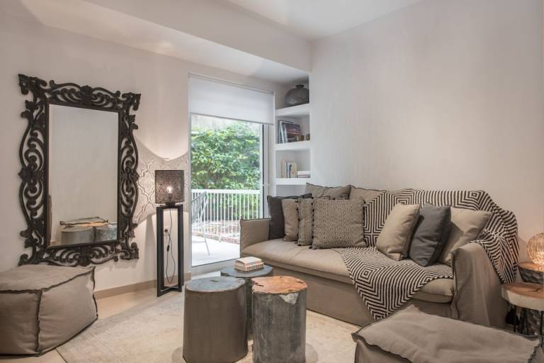 Apartament Varkiza
