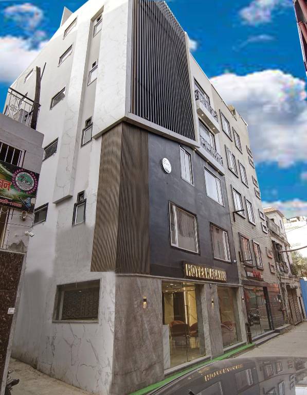 Hotel Kaca Inn - Near New Delhi Railway Station & Connaught Place in New Delhi