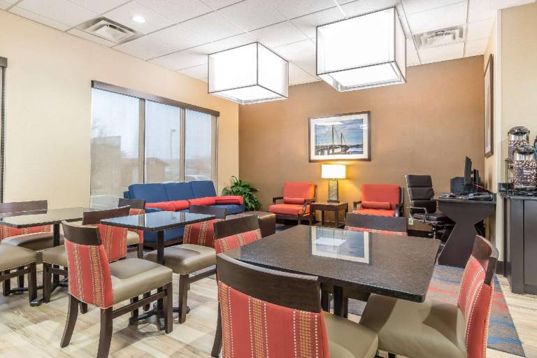 Comfort Inn Alton near I-255 — photo 4