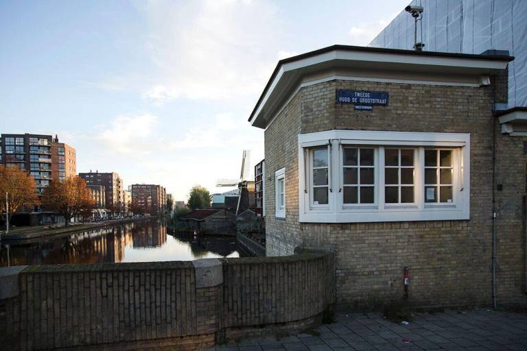 SWEETS - Beltbrug in Amsterdam