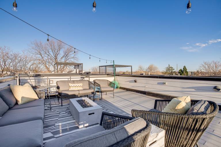 Modern Denver Vacation Rental w Rooftop Deck