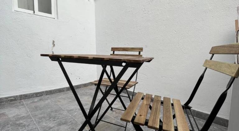 Charming rental apartment with patio | Pets are welcome — photo 3