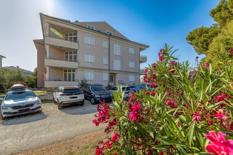 Wonderful holiday apartment with terrace | Pets allowed in Rovinj