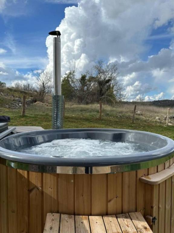 Gîtes de France - La Grange de René avec Bain Nordique au feu de bois — photo 2