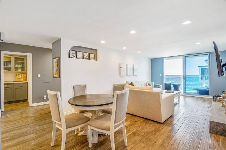 Condo Eastern Malibu