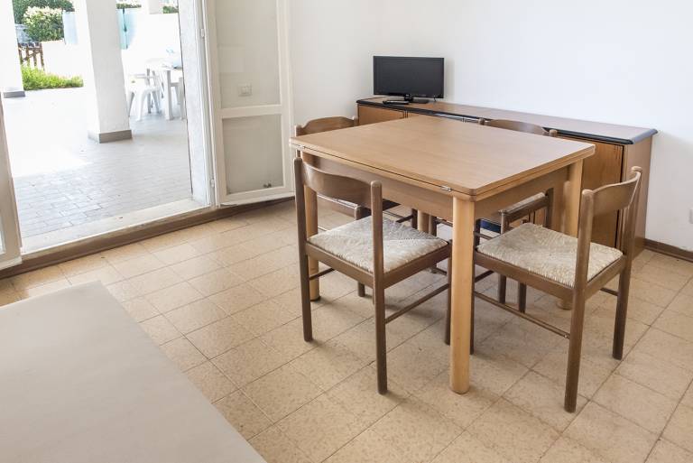 Rental apartment with garden — photo 4