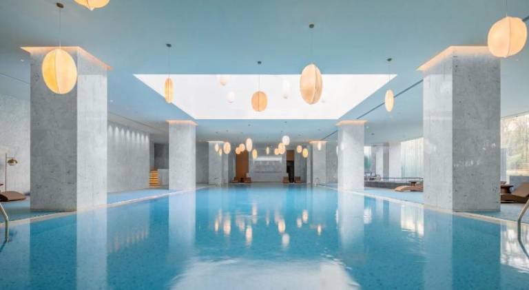 Serviced apartment with pool, garden & terrace | Pets allowed — photo 3