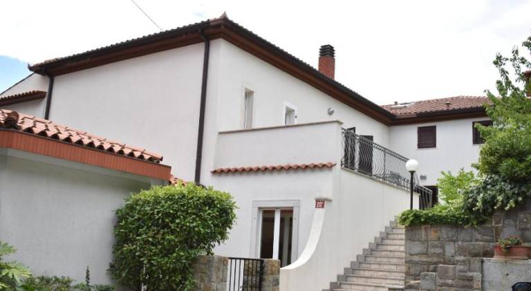 Apartment with 2 rooms for 5 persons in Piran