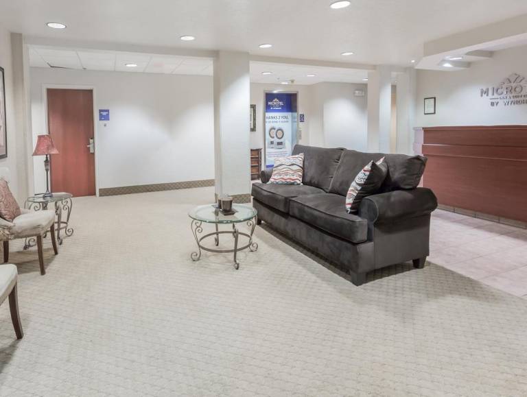 Microtel Inn & Suites by Wyndham Marianna — photo 2