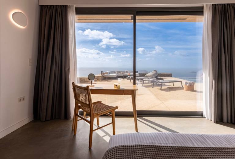 Dazzling Andros Villa Villa Mimosa 5 Bedrooms