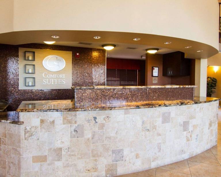 Spark by Hilton Tempe Phoenix Airport — photo 3