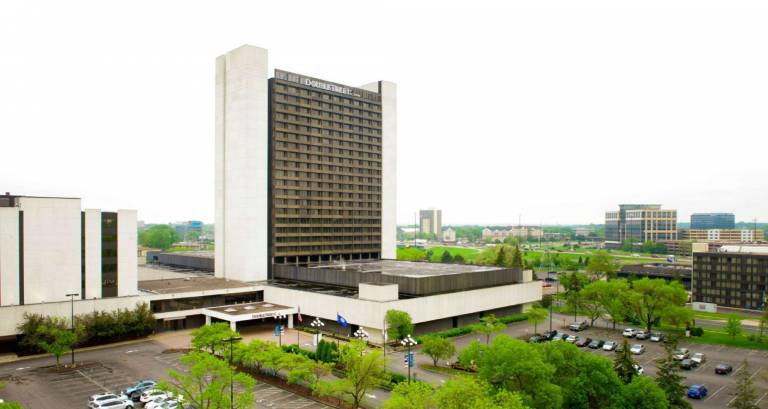 DoubleTree by Hilton Hotel Bloomington - Minneapolis South in Bloomington, MN
