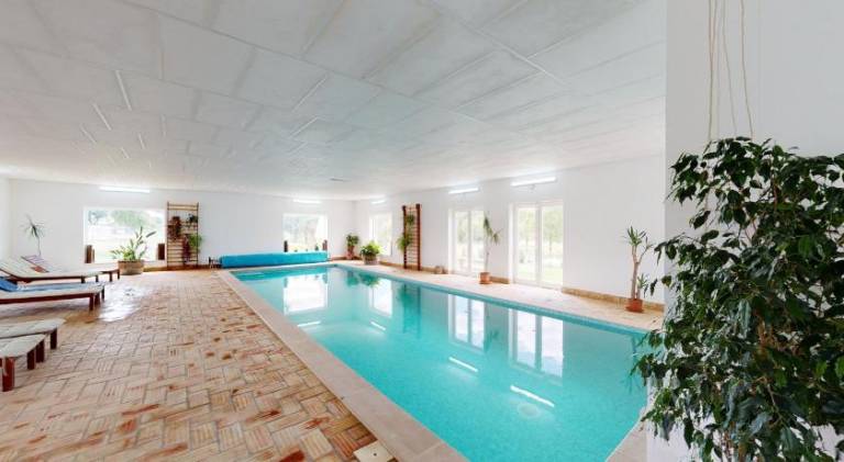Beautiful farm with yard, pool & terrace | Pet-friendly — photo 4