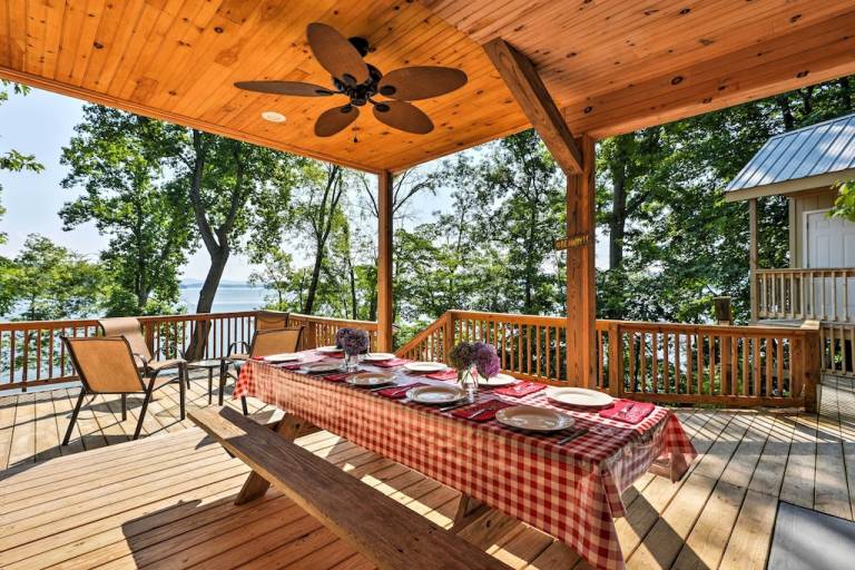 Cabin Rutledge