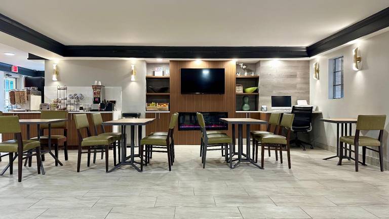 La Quinta Inn by Wyndham Huntsville Research Park — photo 3