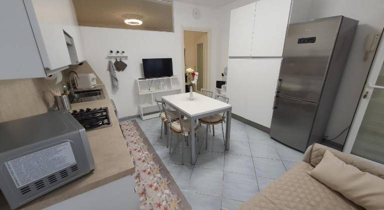 Holiday apartment with 2 rooms for 4 persons — photo 2