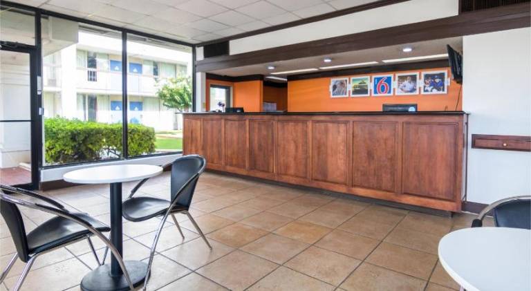 Motel 6 Conyers, GA — photo 5