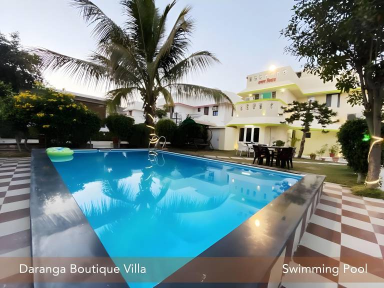 Villa with pool in Udaipur