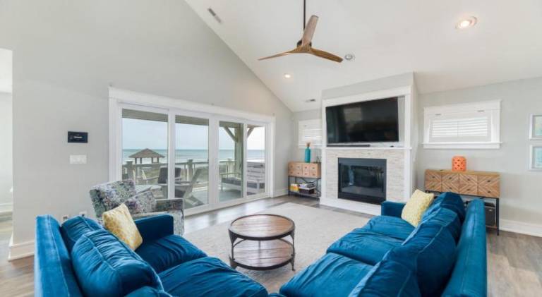 Beautiful vacation home with pool & jacuzzi | Beach nearby | Pets are welcome — photo 2