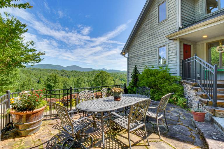 House  Dahlonega