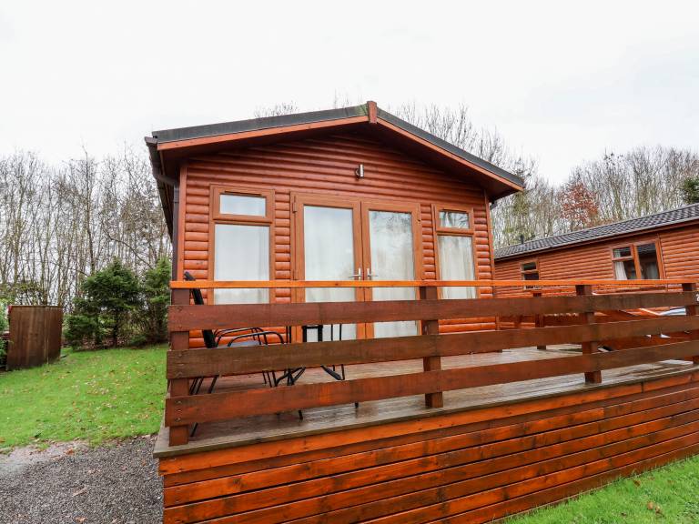 Cottage with pool, sauna & hot tub — photo 5